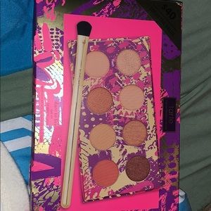 Tarte ‘dare to live’ eye set